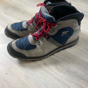 SZ 14 Sorel Hikers